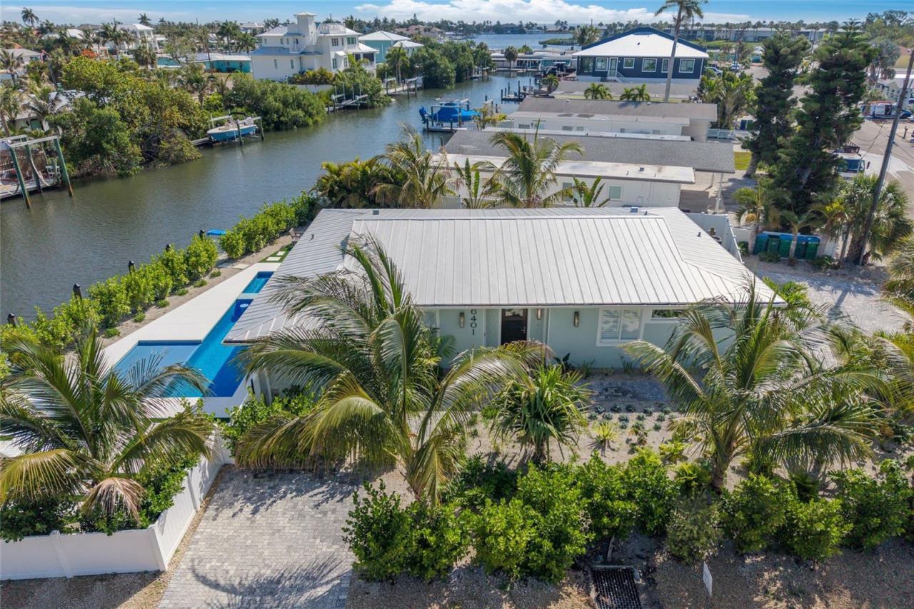 6401 Marina Drive , Holmes Beach, FL 34217 Photo
