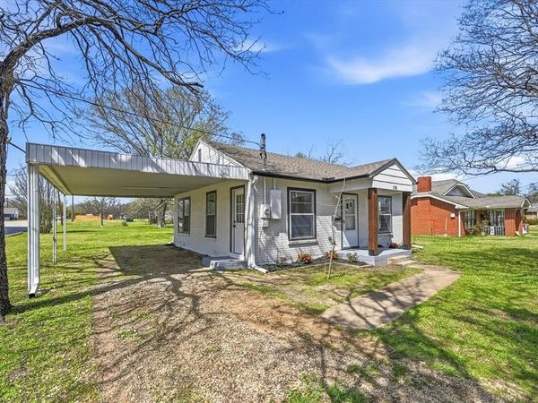 105 E Ard Street , Seagoville, TX 75159