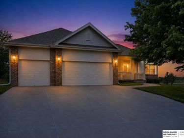 14719 Ernst Street , Bennington, NE 68007