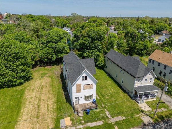 106 Dodge Street , Buffalo, NY 14209