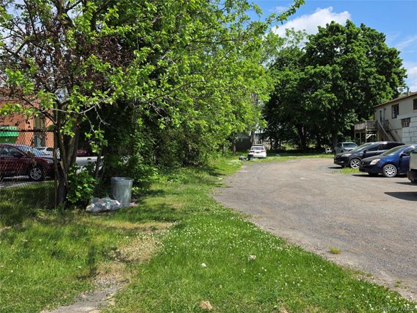 792 Broadway, Newburgh, NY 12550
