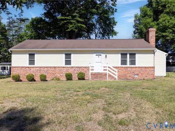 3230 Hollyglen Court , Chesterfield, VA 23112