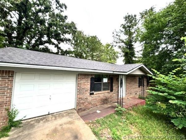 500 NW 2nd Street , Wilburton, OK 74578
