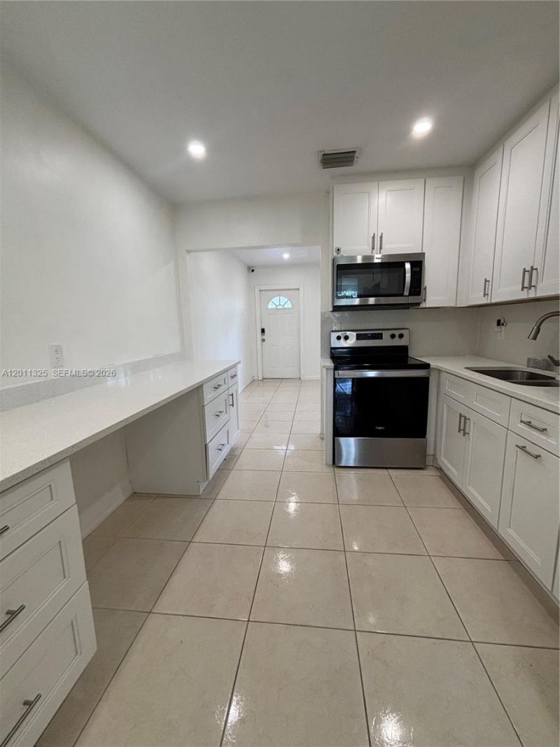 822 Avenida Hermosa , West Palm Beach, FL 33405 Photo