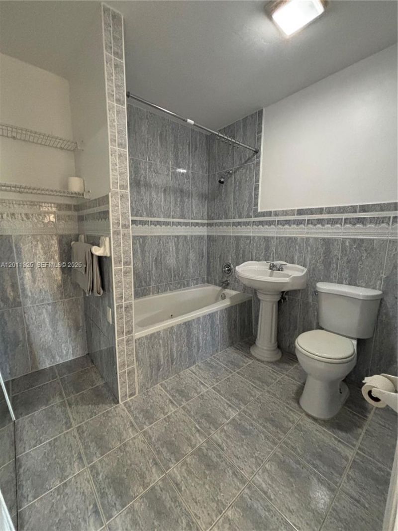 822 Avenida Hermosa , West Palm Beach, FL 33405 Photo