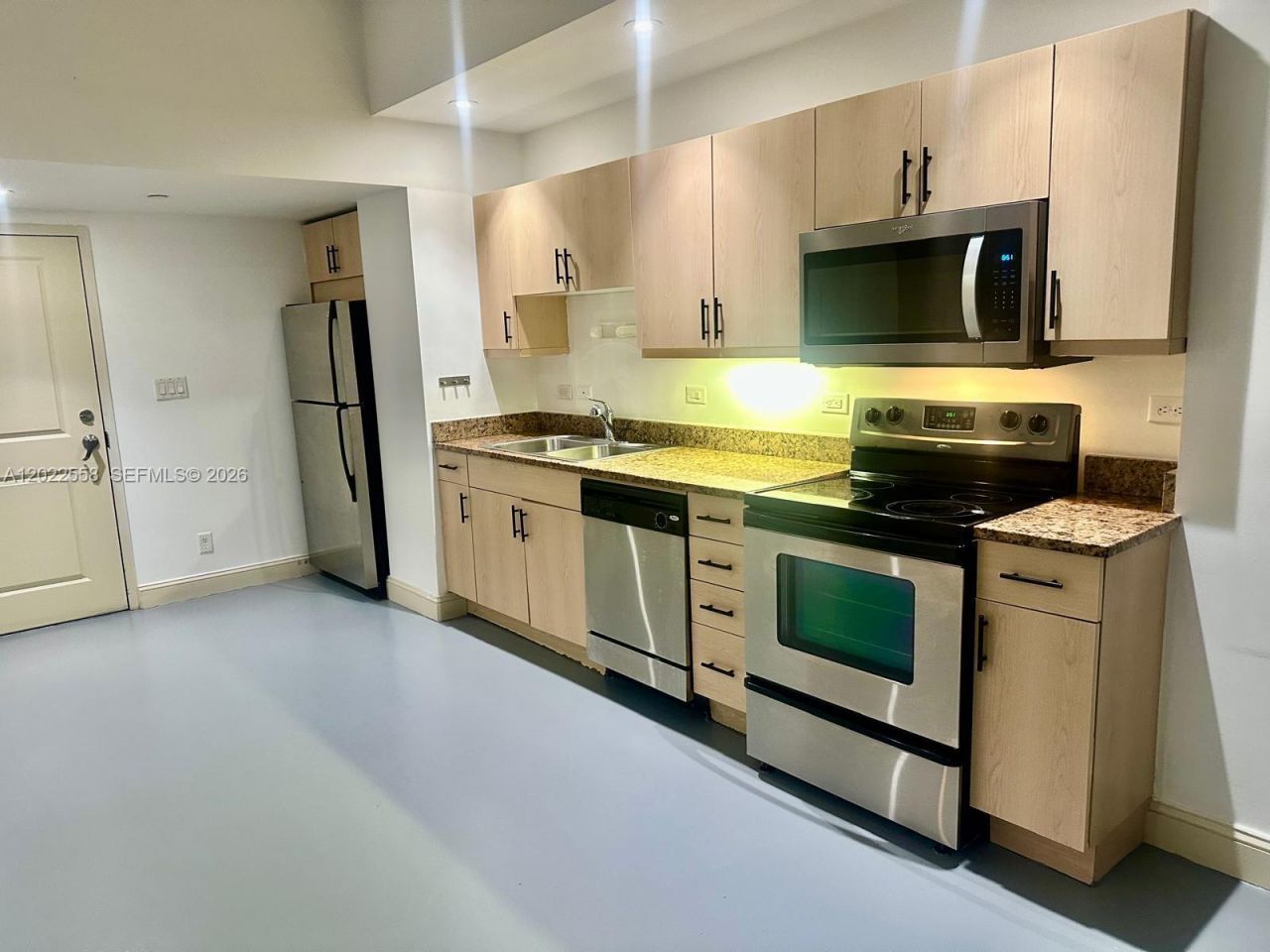 111 E Flagler , Unit 702, Miami, FL 33131 Photo