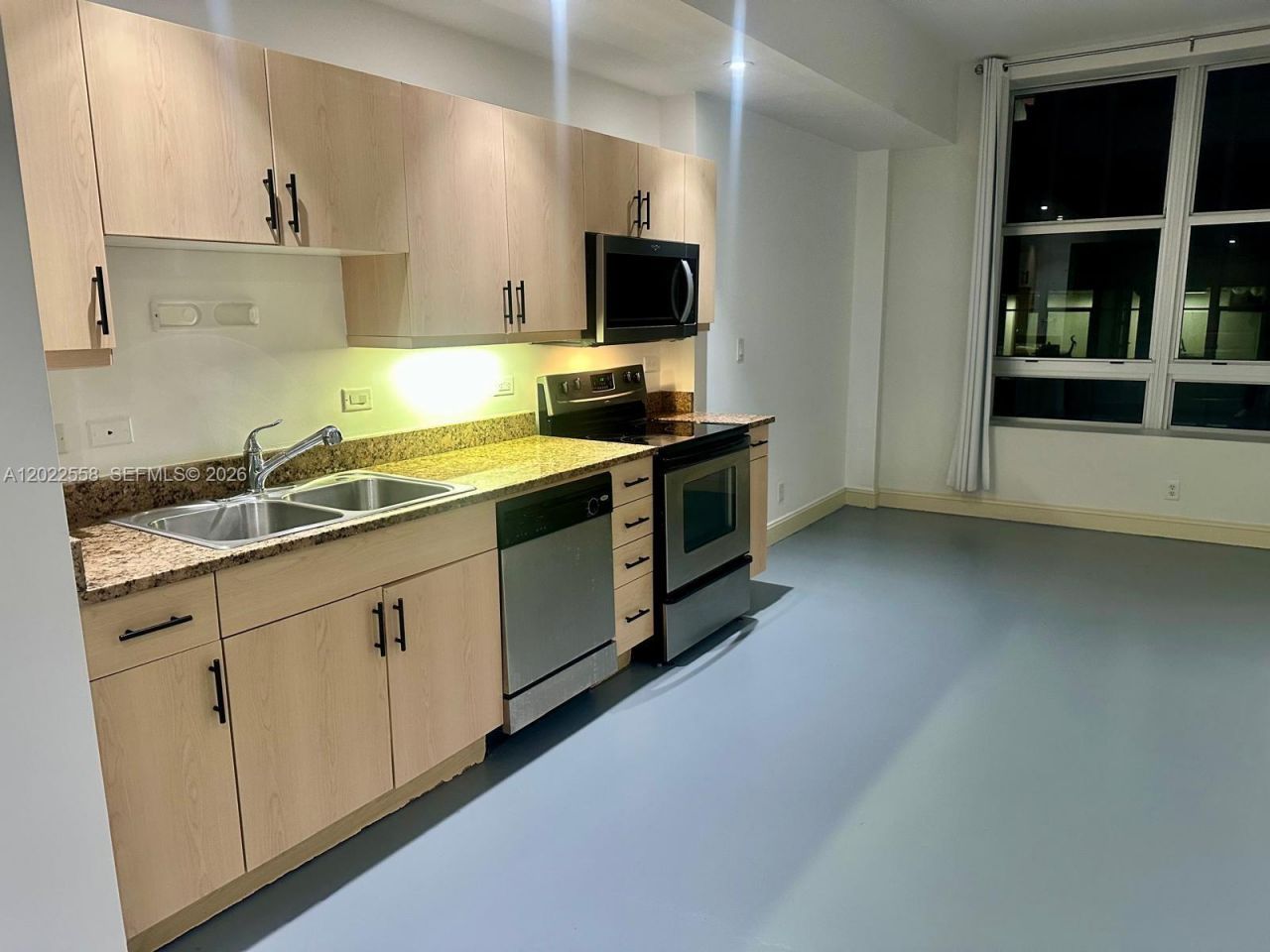 111 E Flagler , Unit 702, Miami, FL 33131 Photo