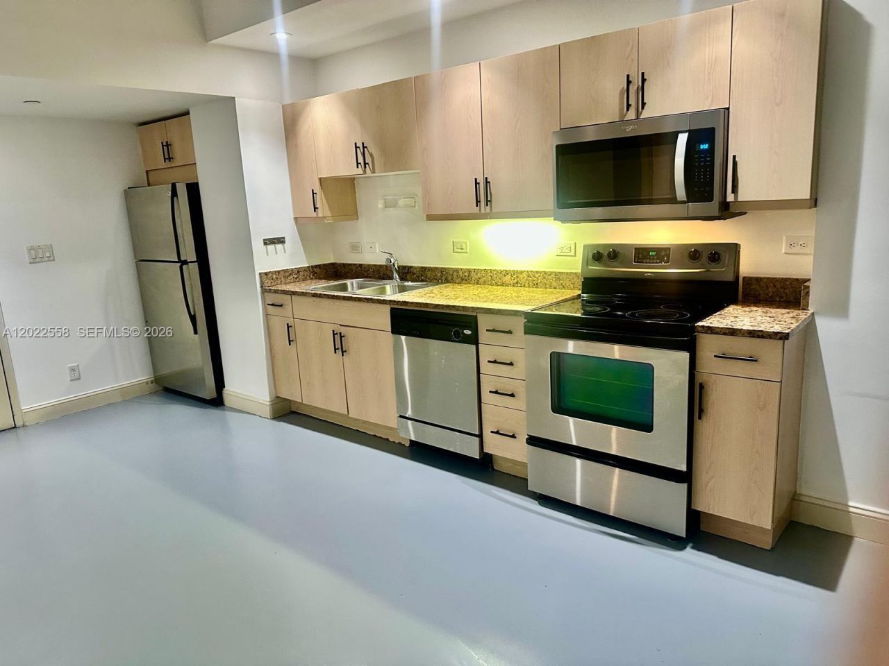 111 E Flagler , Unit 702, Miami, FL 33131 Photo