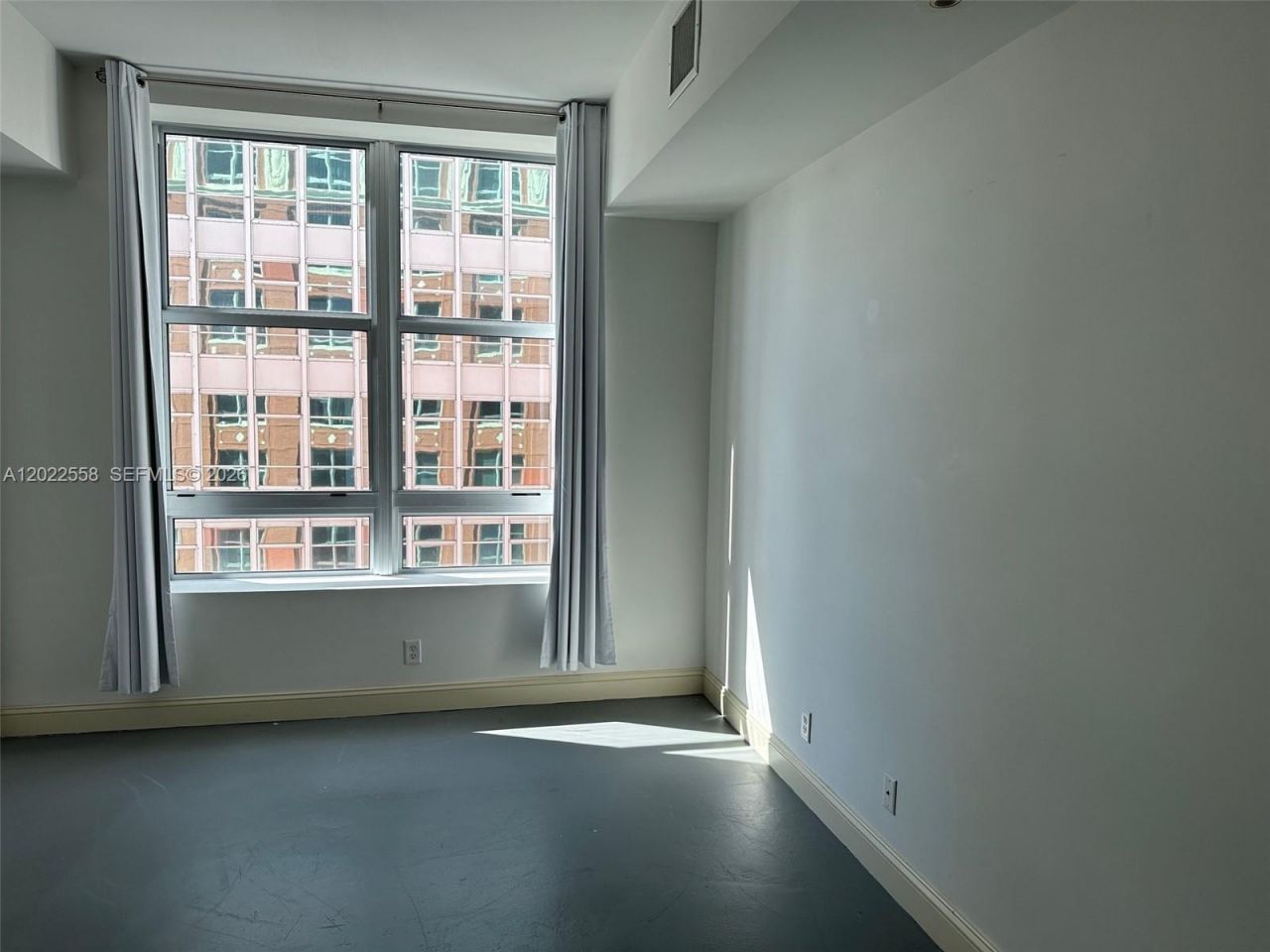 111 E Flagler , Unit 702, Miami, FL 33131 Photo