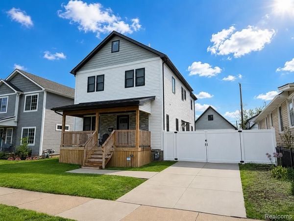 442 Ardmore Drive, Ferndale, MI 48220