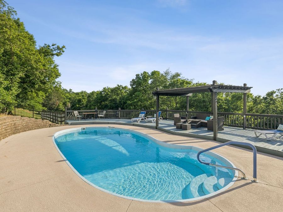 Property Image 37