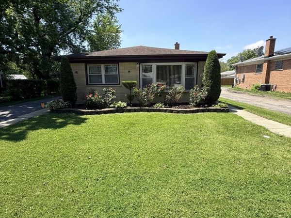 15646 Church Drive , South Holland, IL 60473
