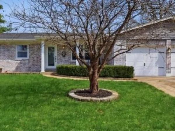 414 Westbrook Drive , O'Fallon, MO 63366