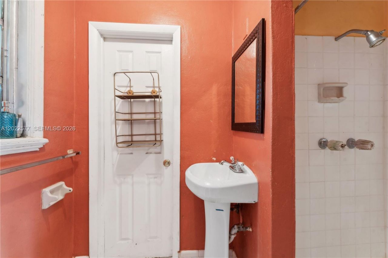 Please Call For Address, Miami, FL 33150 Photo