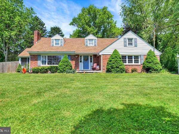 29 MAPLE ROAD, YORK, PA 17403