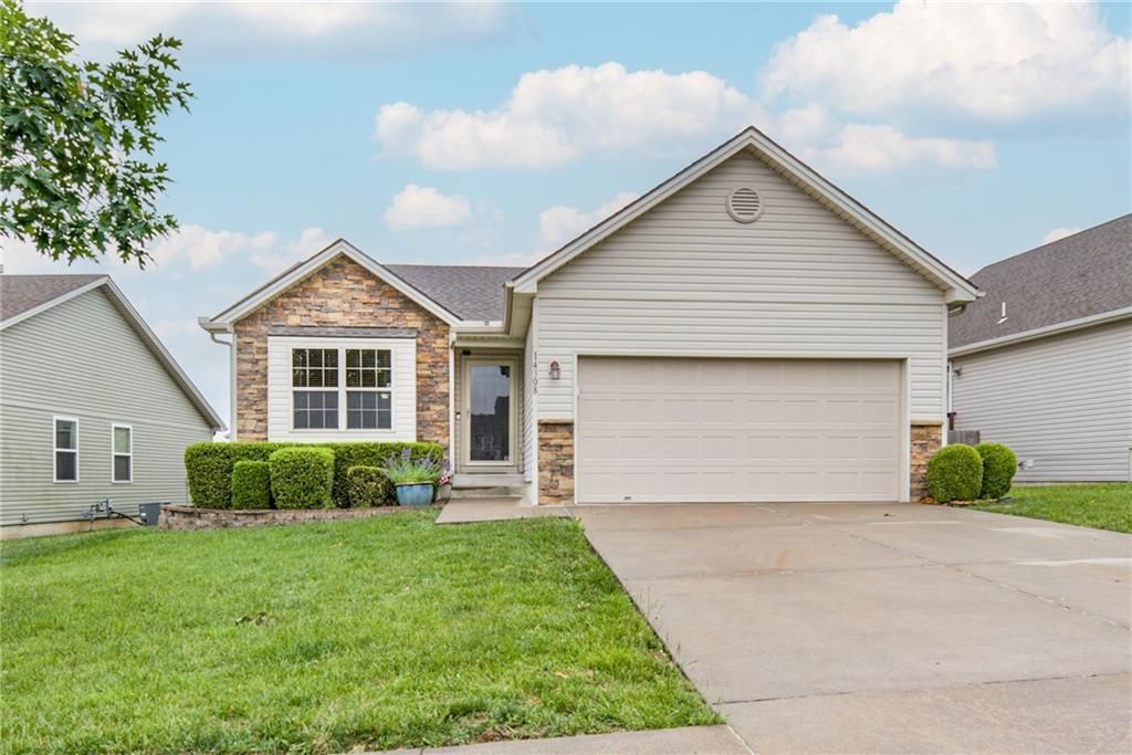 14308 Richmond Avenue, Grandview, MO 64030 Main Photo
