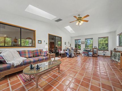 19783 Meadowood Dr, Jackson, CA 95642 Photo