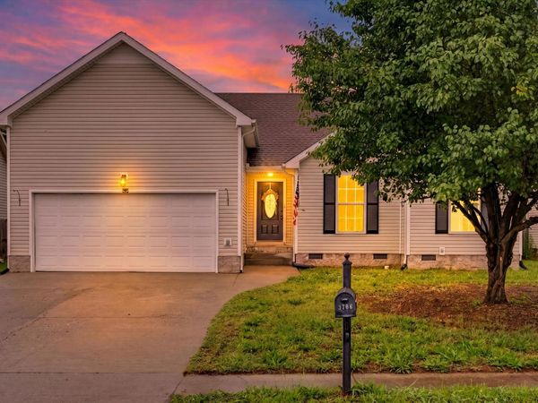 3706 Nadia Dr, Clarksville, TN 37040
