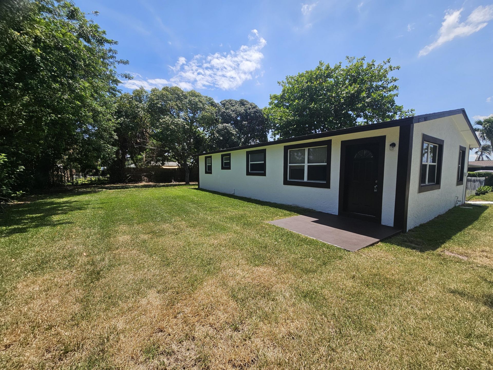 1605 W 10th, Riviera Beach, FL 33404 Photo