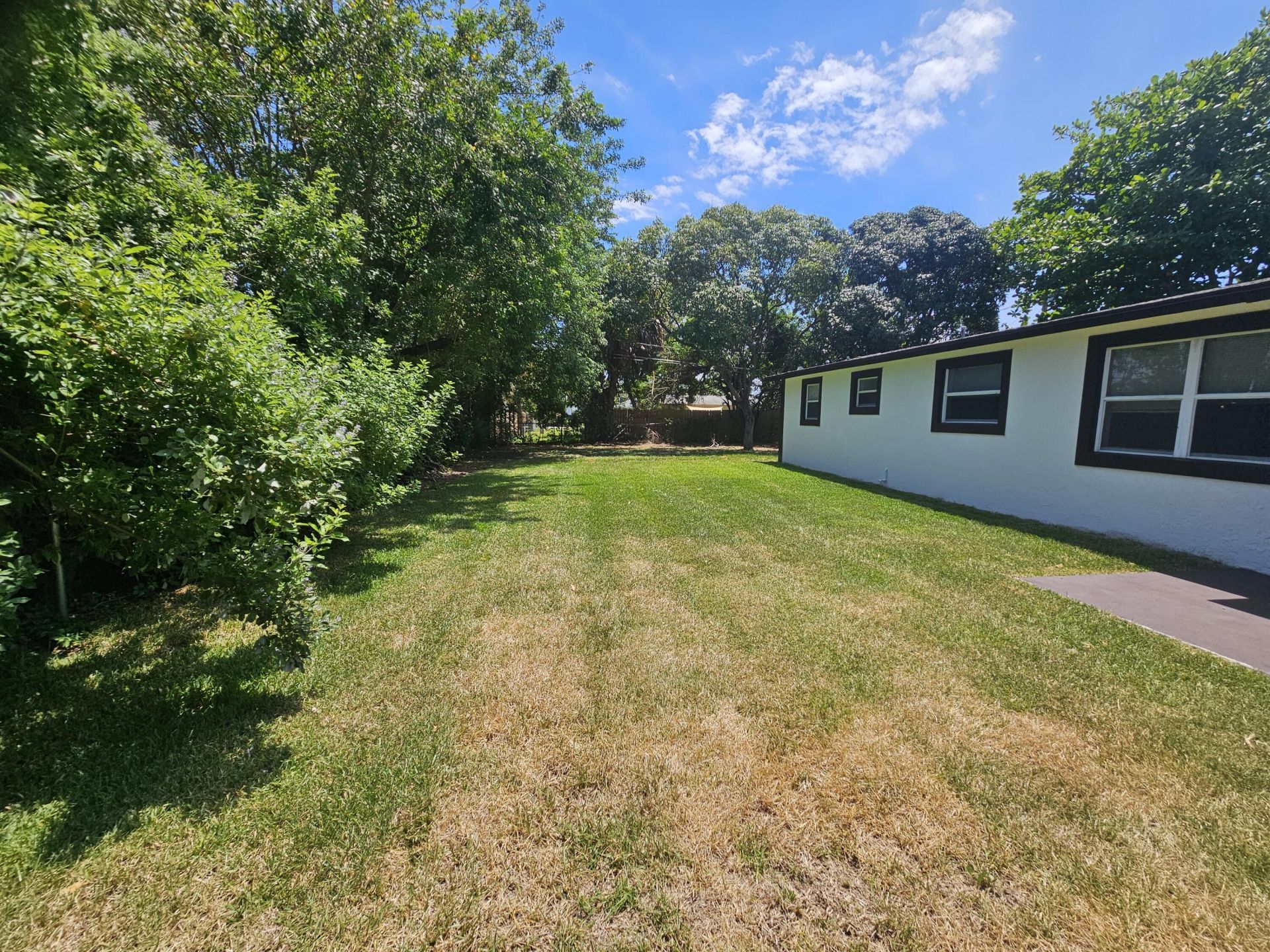 1605 W 10th Street, Riviera Beach, FL 33404 Photo