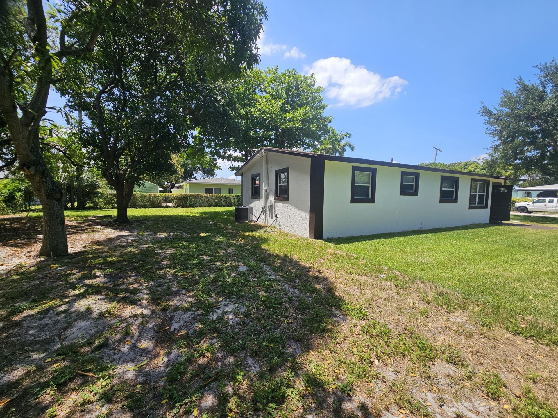 1605 W 10th, Riviera Beach, FL 33404 Photo