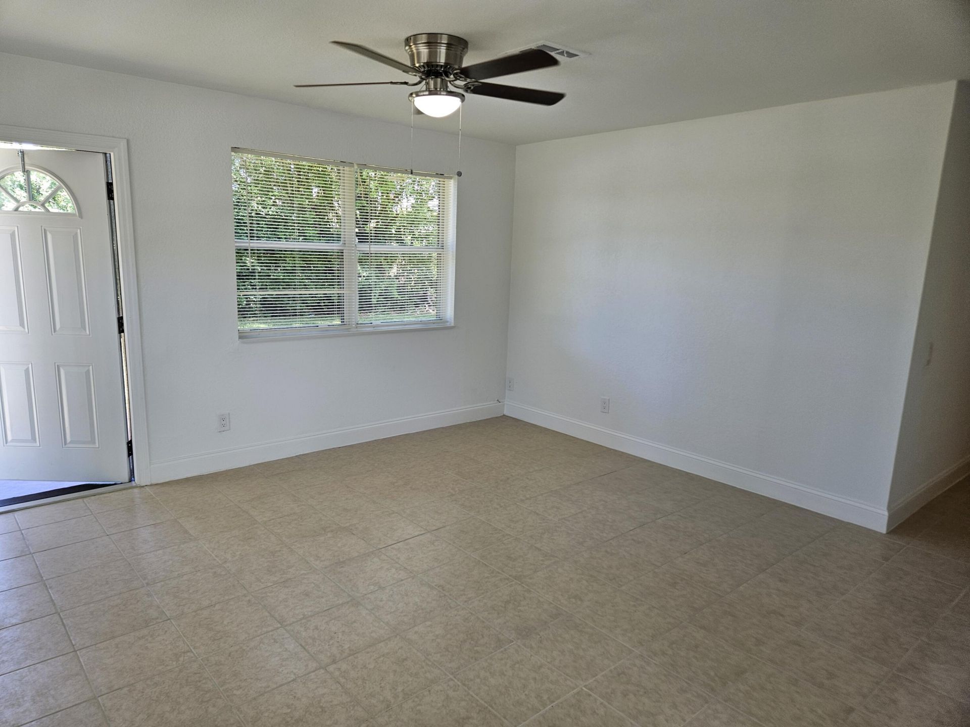 1605 W 10th, Riviera Beach, FL 33404 Photo