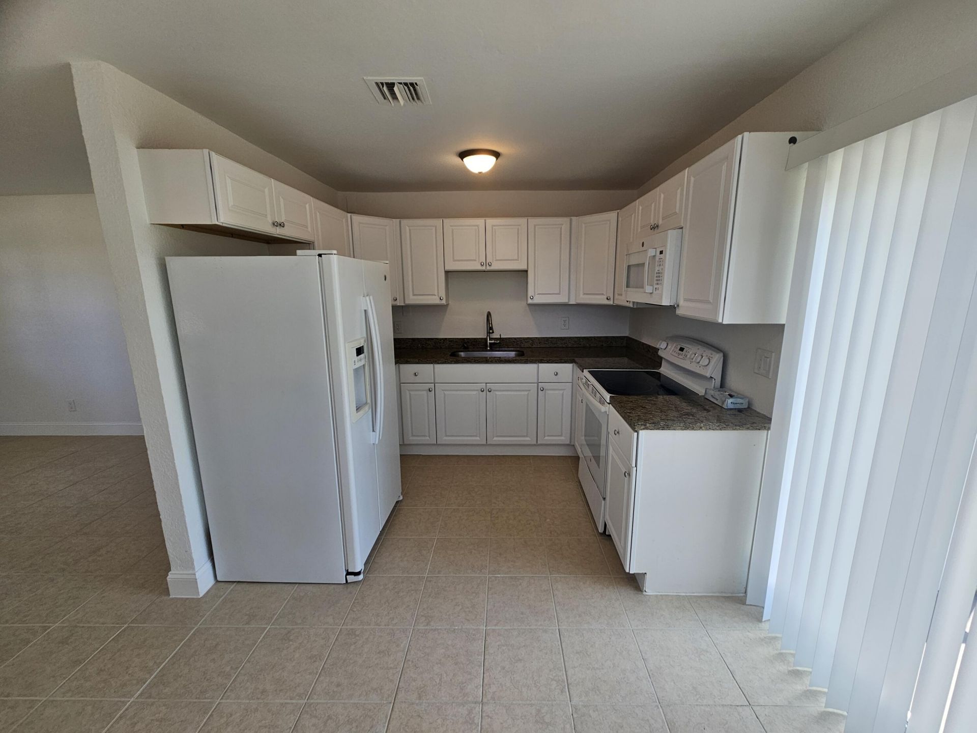 1605 W 10th Street, Riviera Beach, FL 33404 Photo