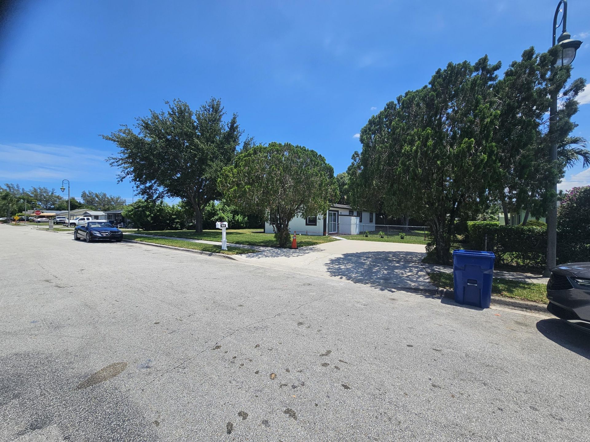 1605 W 10th, Riviera Beach, FL 33404 Photo