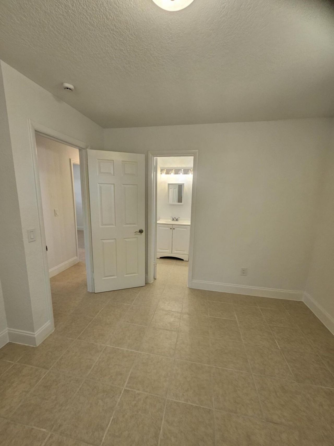 1605 W 10th Street, Riviera Beach, FL 33404 Photo