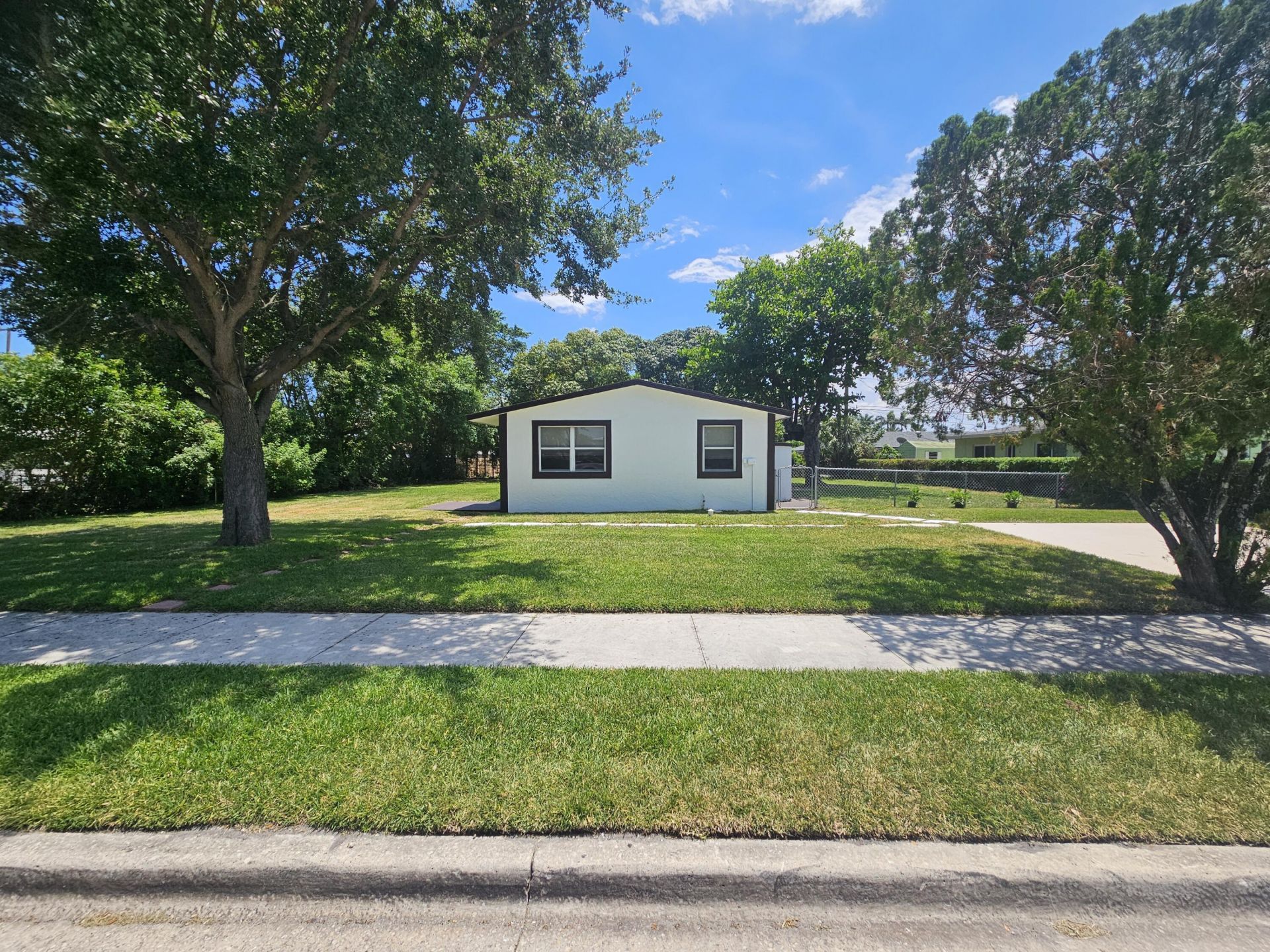 1605 W 10th, Riviera Beach, FL 33404 Photo