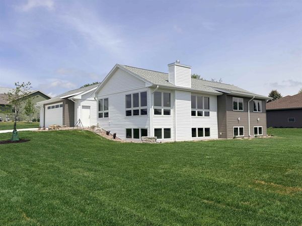 772 N Waveland Road, Janesville, WI 53548