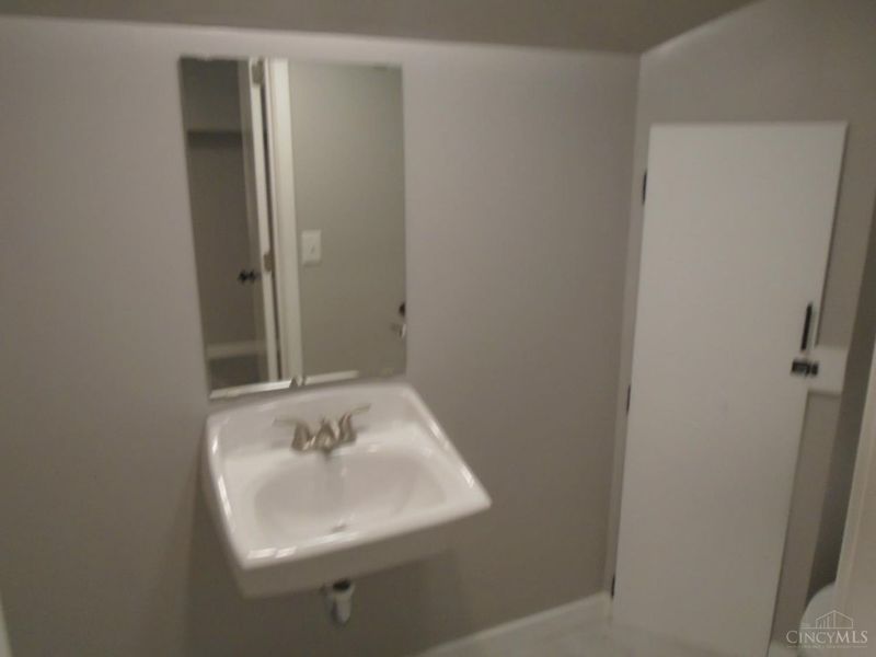 1823 Parrish Avenue, Hamilton, OH 45011 Photo 7