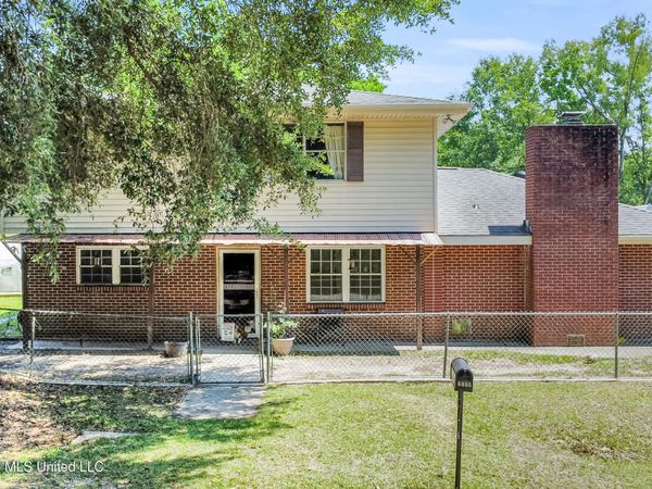 6005 Cypress Drive, Kiln, MS 39556