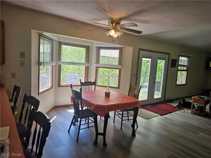14816 Rock Creek Road, Chardon, OH 44024 Photo 12