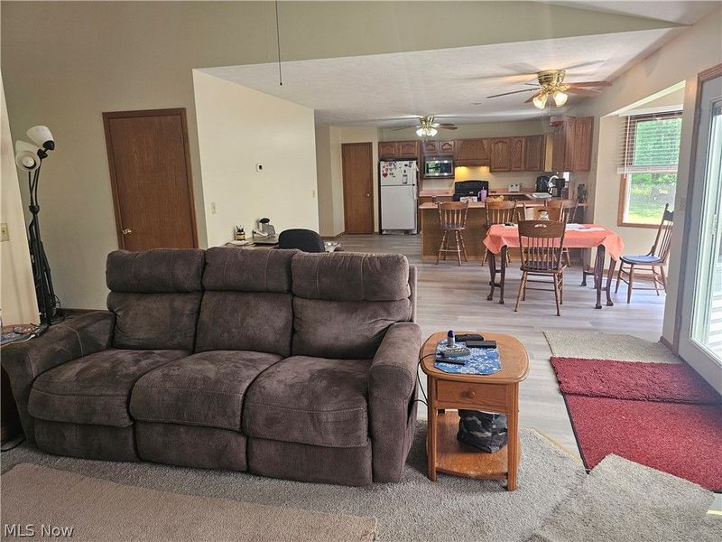 14816 Rock Creek Road, Chardon, OH 44024 Photo 21
