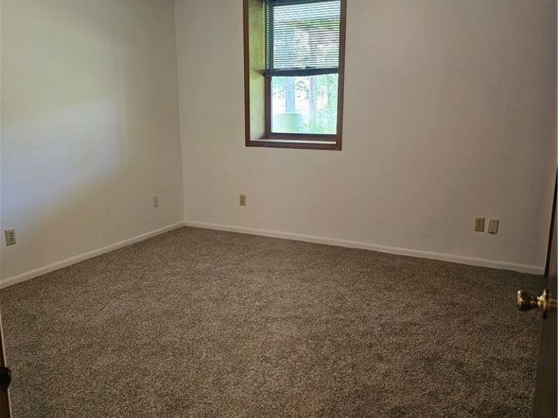 14816 Rock Creek Road, Chardon, OH 44024 Photo 40