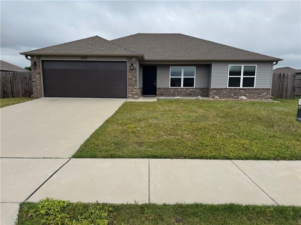 1012 Patricia Lane , Elkins, AR 72727
