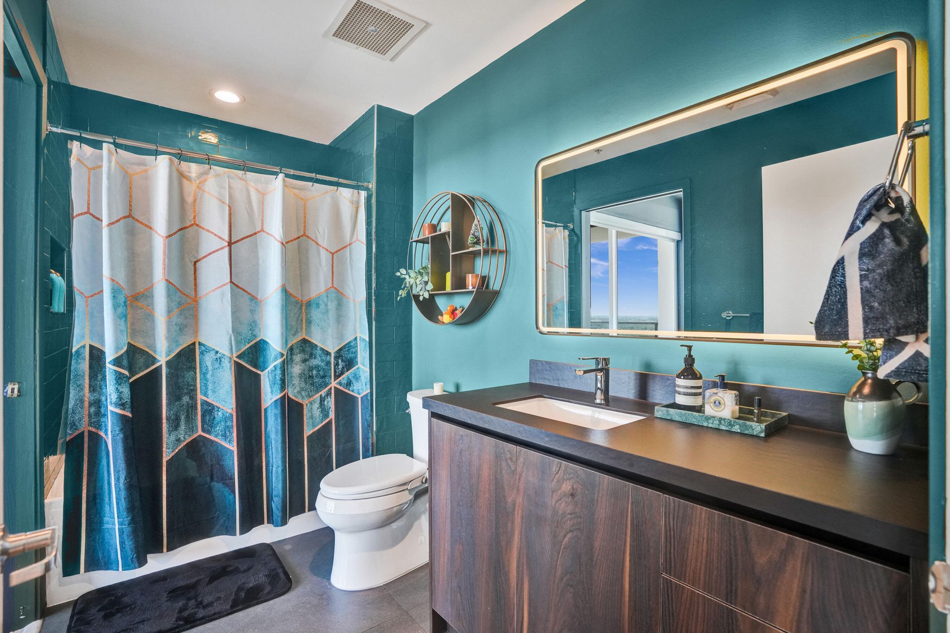3470 E Coast Avenue, Unit H2704, Miami, FL 33137 Photo