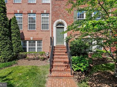 8046 RESERVE WAY , VIENNA, VA 22182