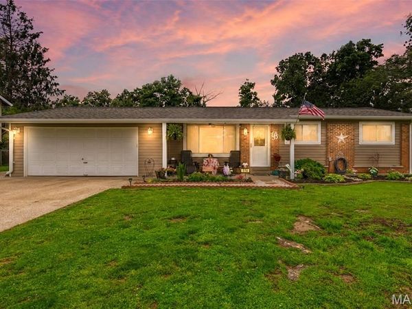 314 Capri Drive , O'Fallon, MO 63366