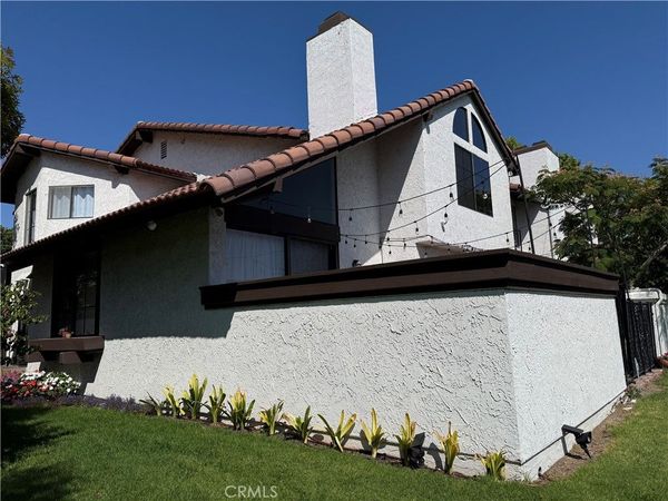2754 Longwood Court, Costa Mesa, CA 92626