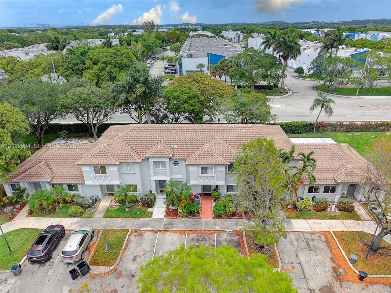 881 NW 208th Dr , Pembroke Pines, FL 33029 Photo