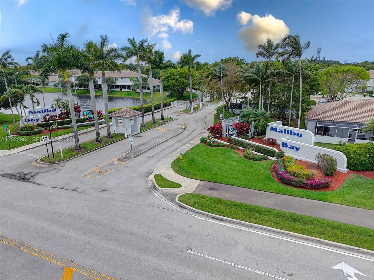 881 NW 208th Dr , Pembroke Pines, FL 33029 Photo