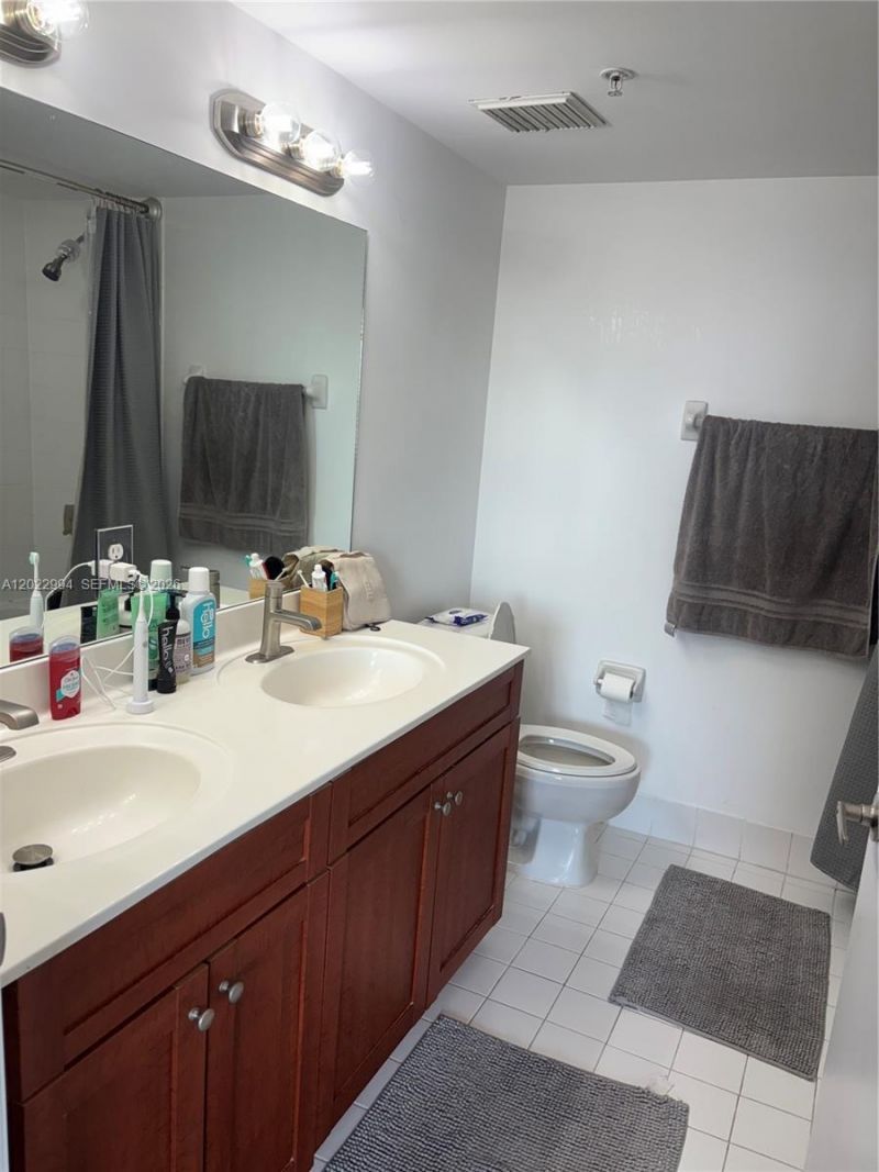 36 NW 6th Ave , Unit 802, Miami, FL 33128 Photo