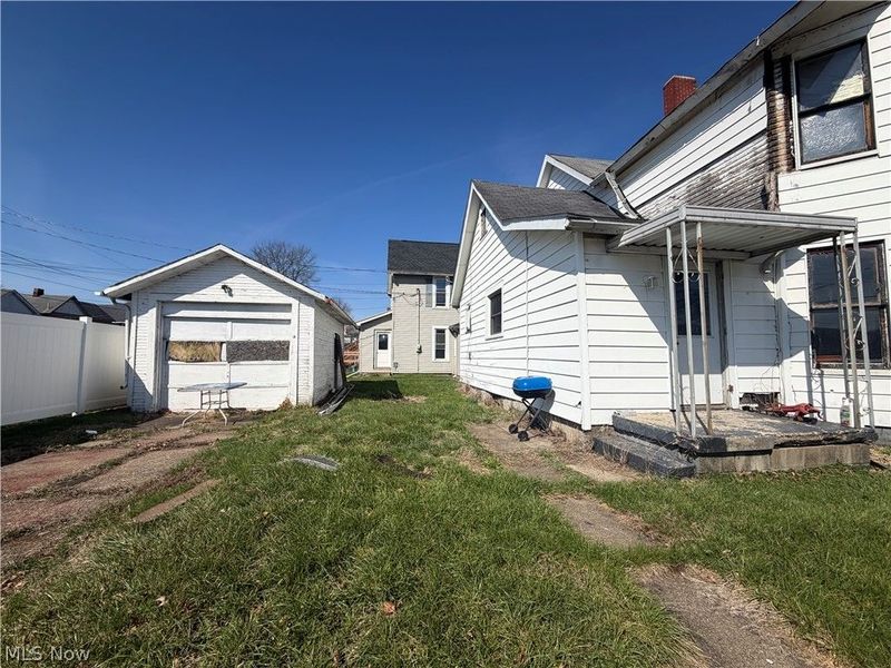 1033 Orchard Street, Coshocton, OH 43812 Photo 3