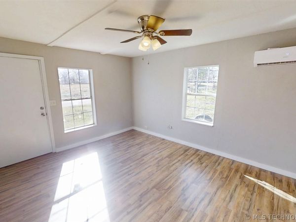 704 N Sherman Avenue , Okmulgee, OK 74447