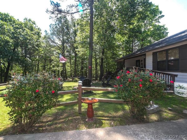 2548 Pine Tree Drive, Kansas, OK 74347