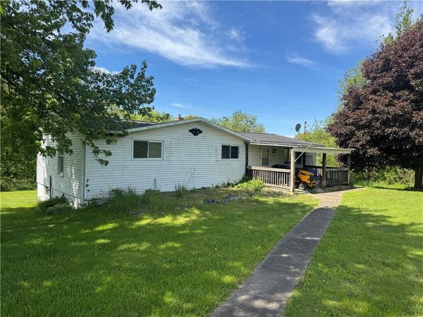 148 Big Knob Road, Rochester, PA 15074
