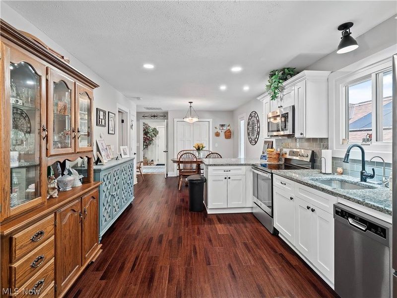 12674 Moss Point Road, Strongsville, OH 44136 Photo 39