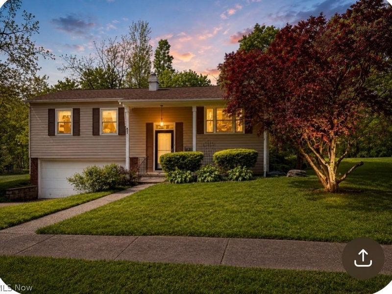 831 Kimberly Circle, Oberlin, OH 44074 Photo 2
